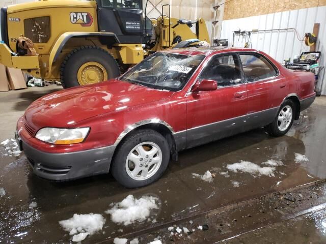 Lexus ES