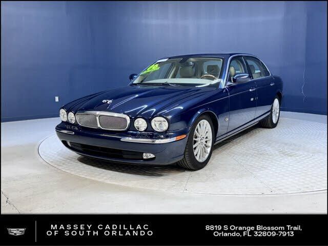 Jaguar XJ