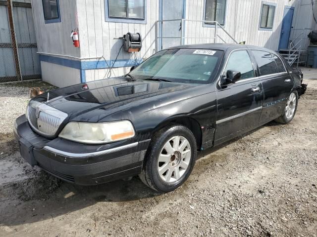 Lincoln Town Car