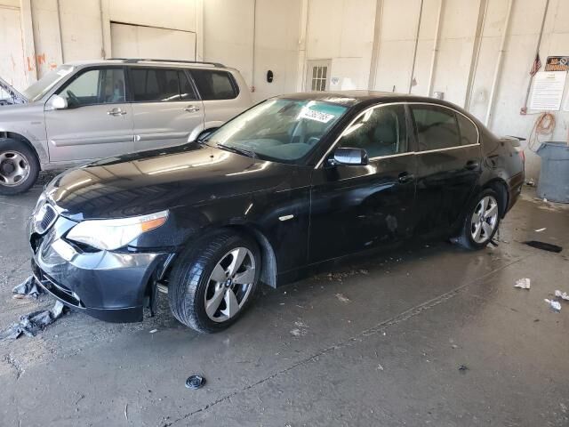 BMW 525xi