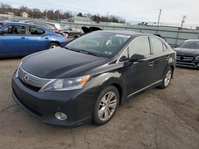 Lexus HS