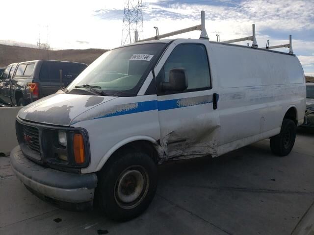GMC Savana