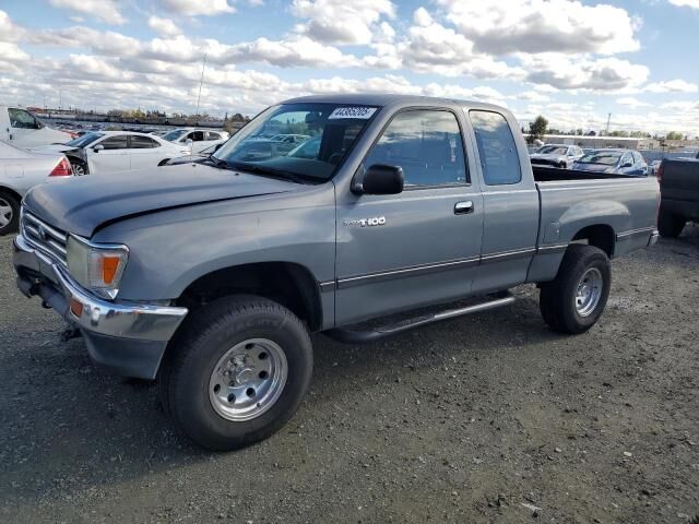 Toyota T100