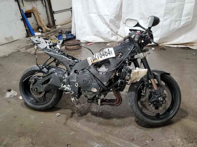 Suzuki GSX-R750