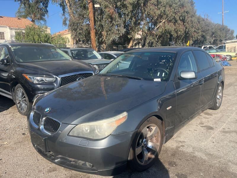 BMW 525i