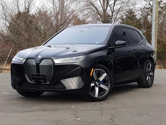 2025 BMW ix