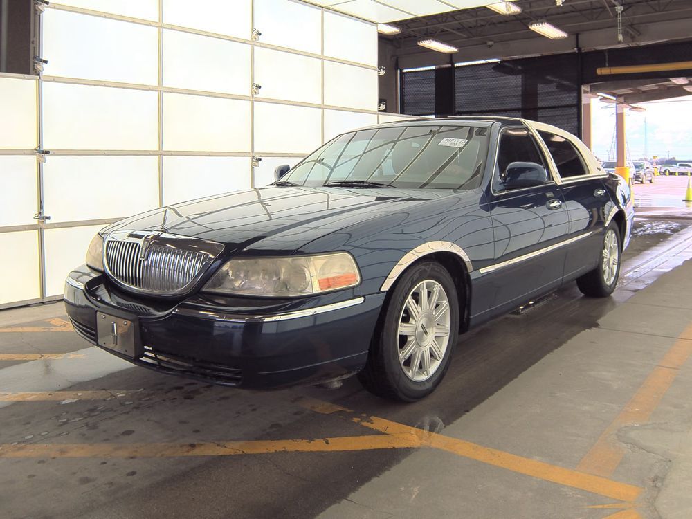Lincoln Town Car