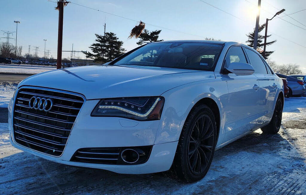 2012 AUDI A8