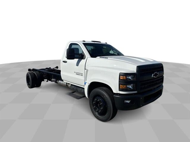 2024 GMC Silverado Medium Duty