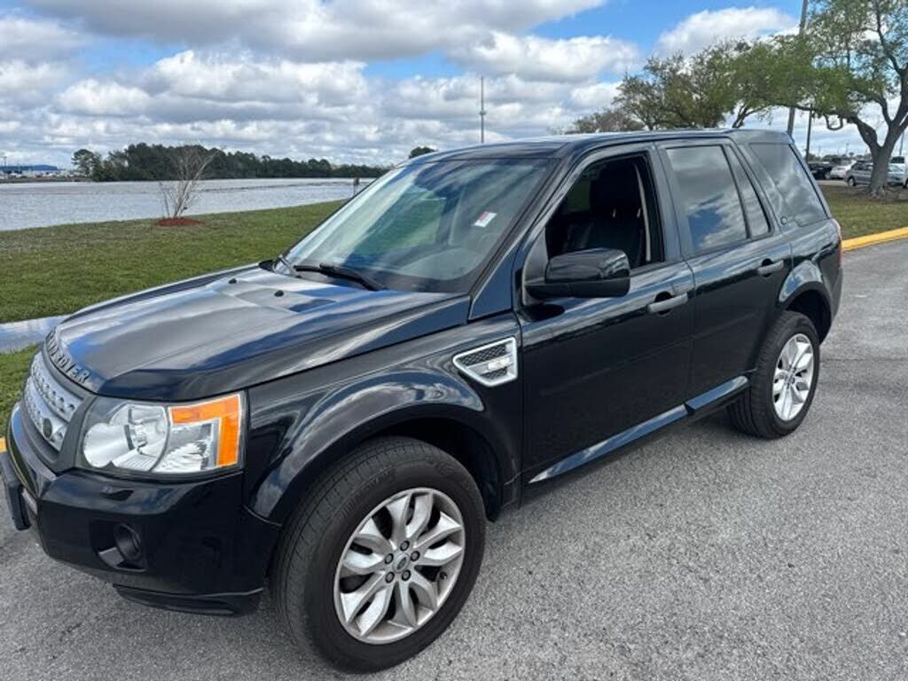 Land Rover LR2
