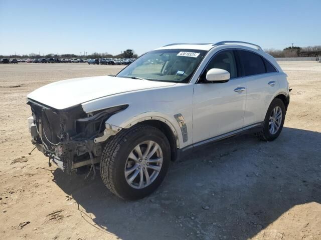 Infiniti FX35