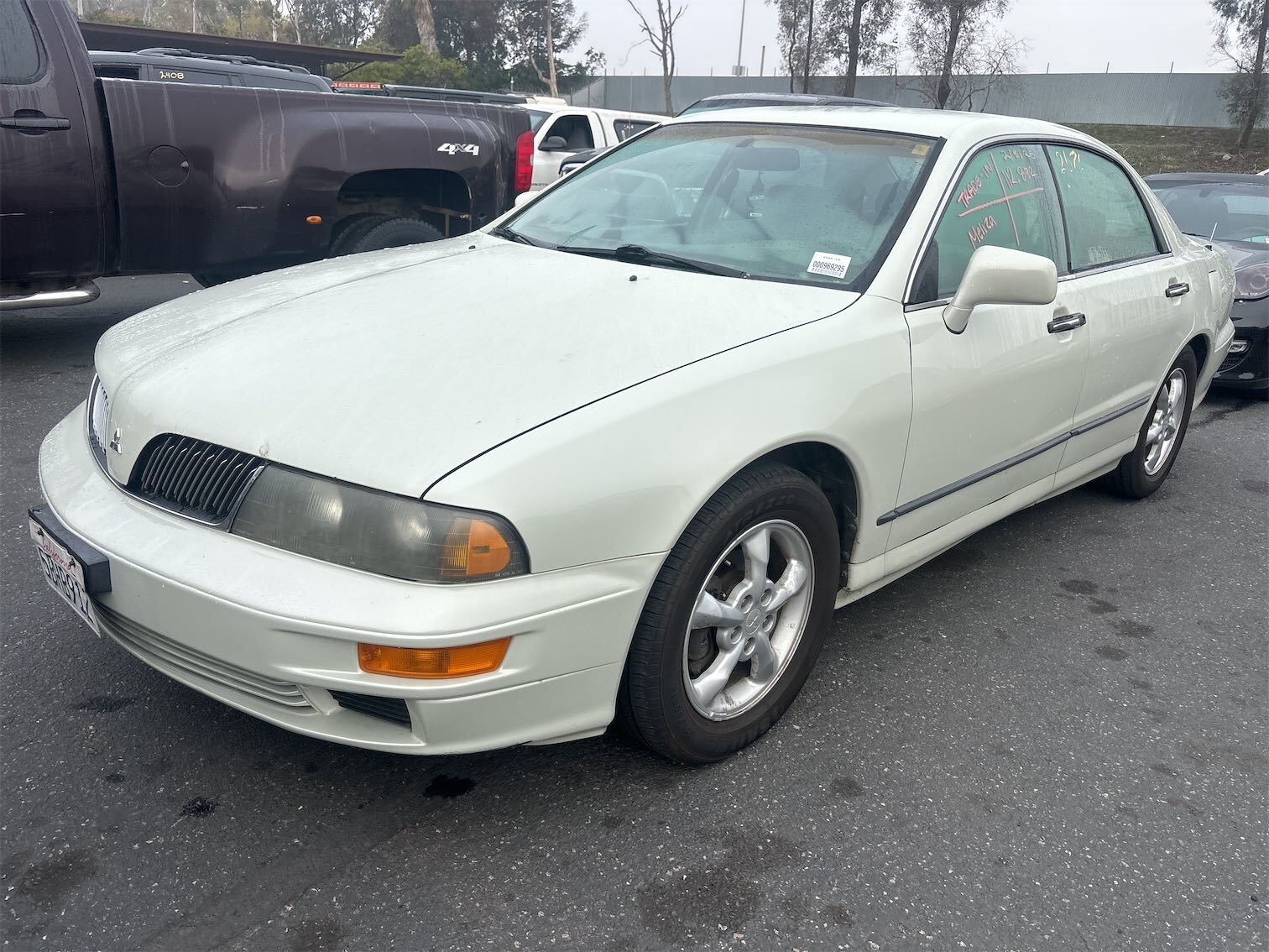 Mitsubishi Diamante