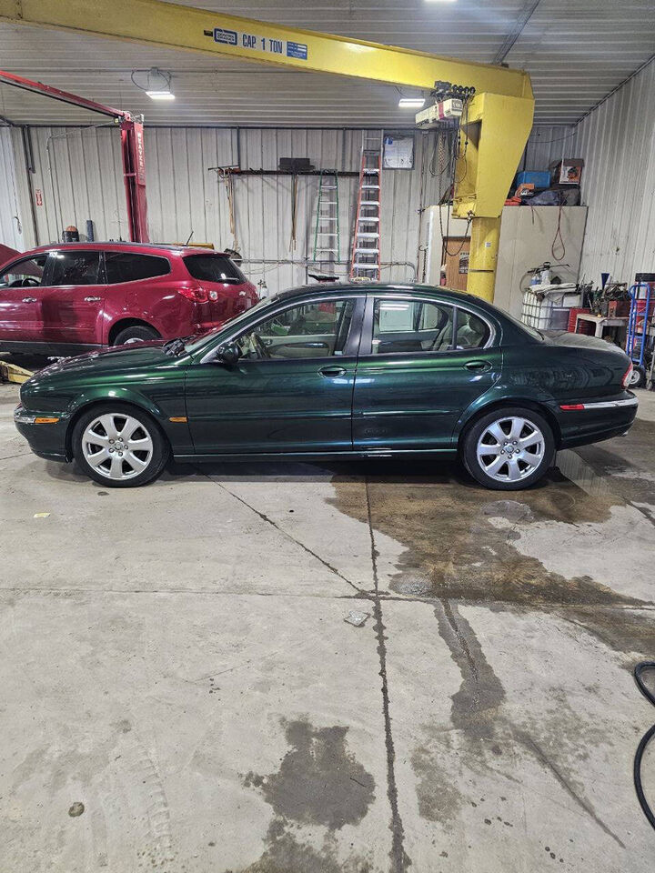 Jaguar X-Type