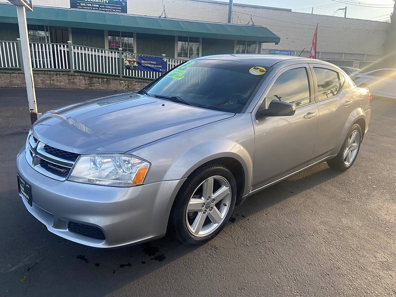 2013 DODGE Avenger