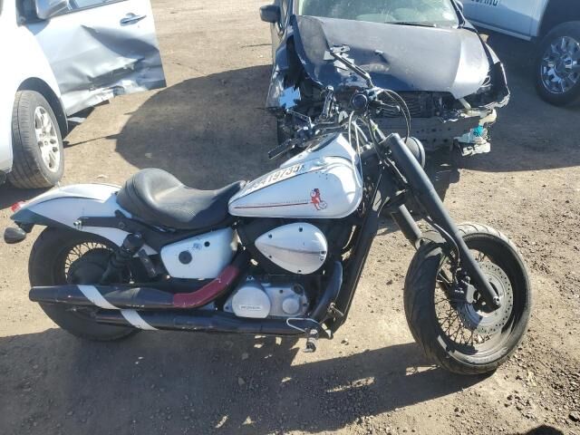 Honda VT750 (Shadow Phantom)
