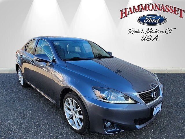 LEXUS