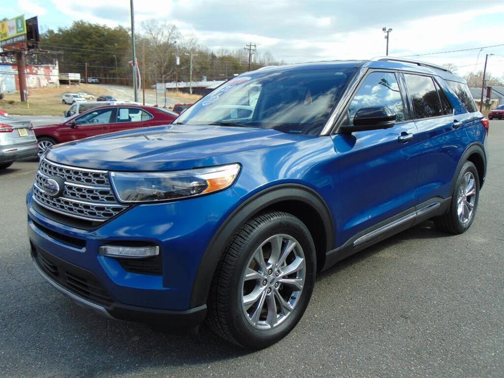 2021 FORD Explorer