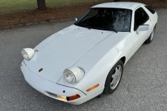 Porsche 928