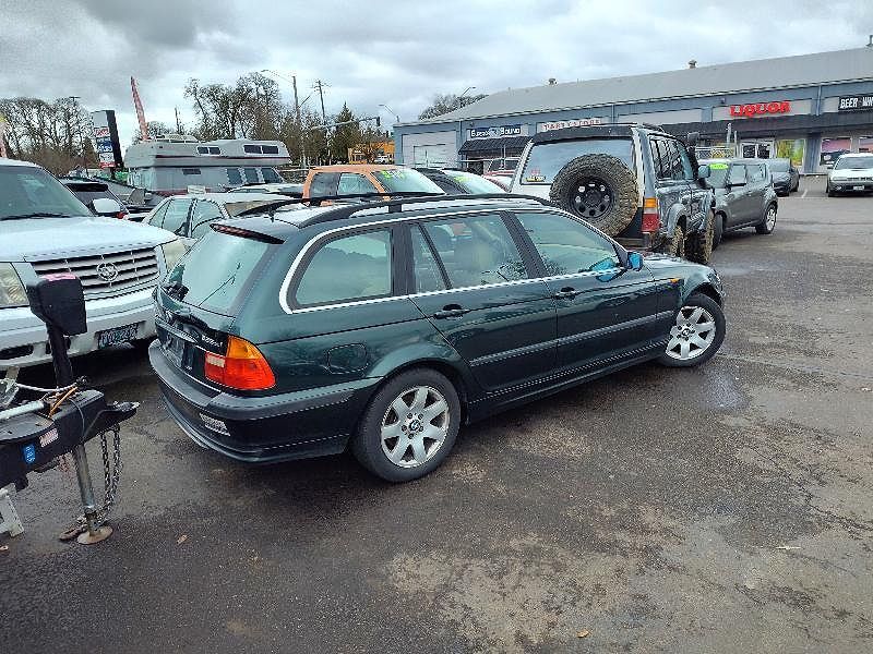 BMW 325xi