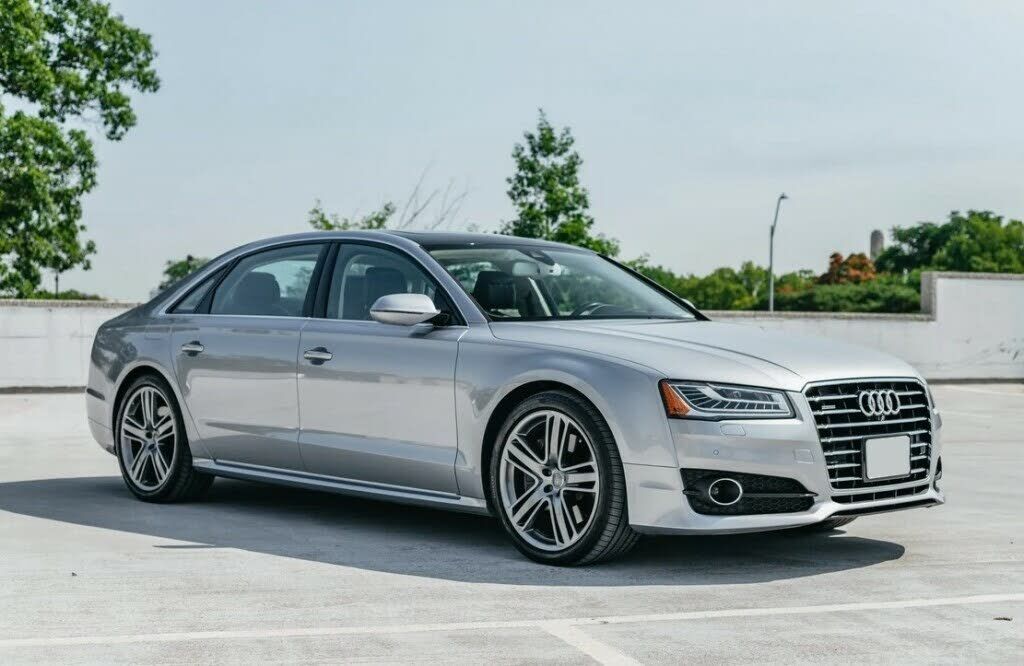 Audi A8