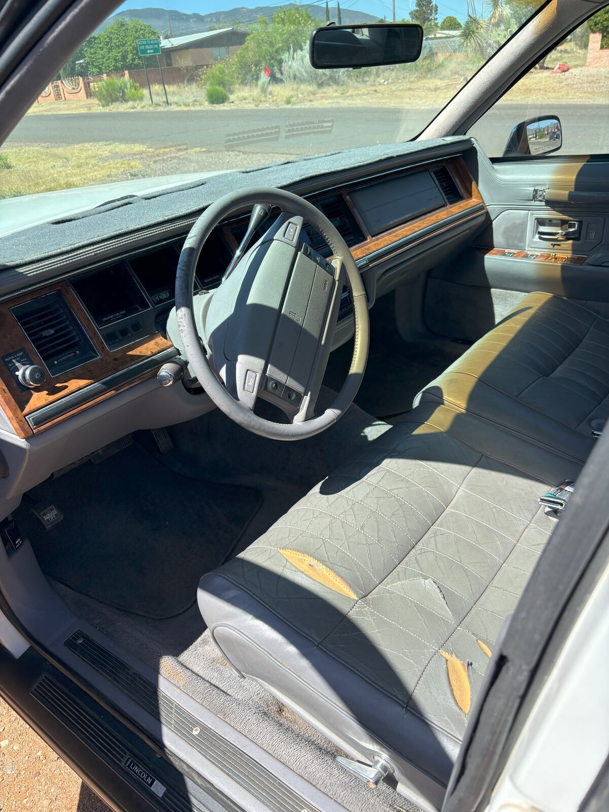 Lincoln Town Car