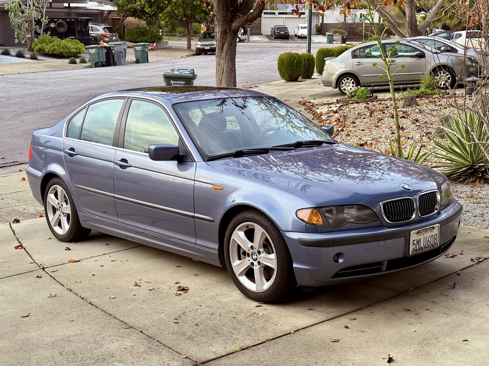 BMW 330i