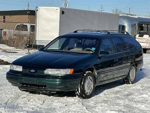 Ford Taurus