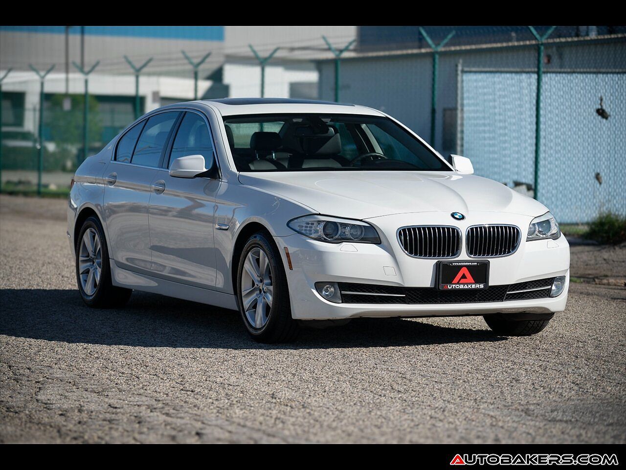 BMW 528i