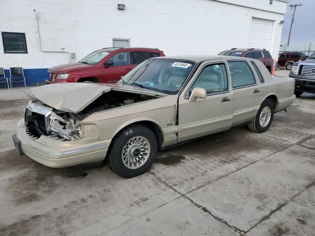 Lincoln Town Car