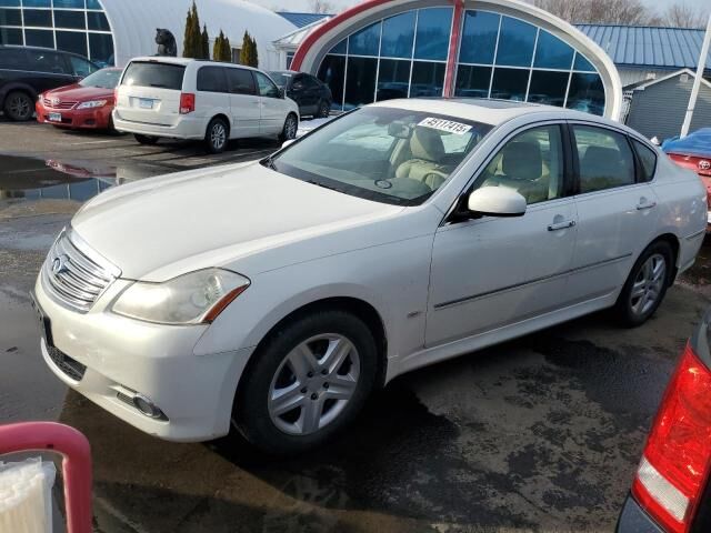 Infiniti M35