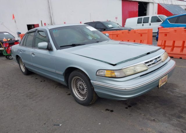 Ford Crown Victoria