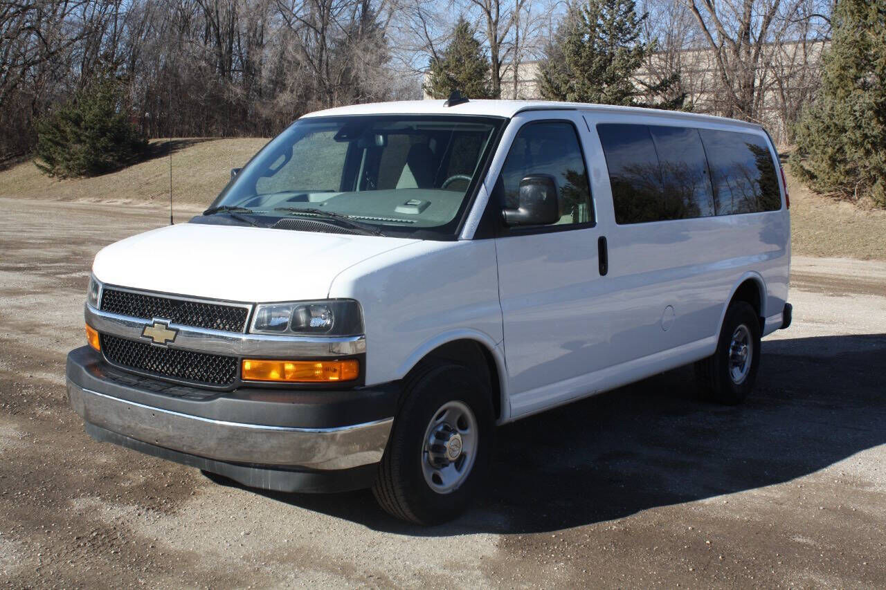 2019 CHEVROLET Express