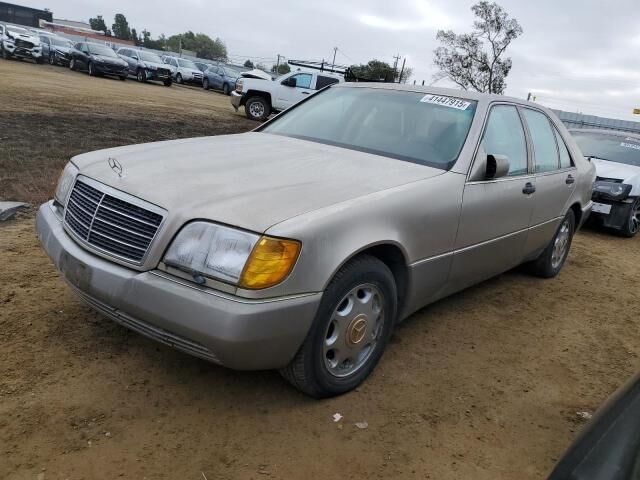 Mercedes-Benz 300