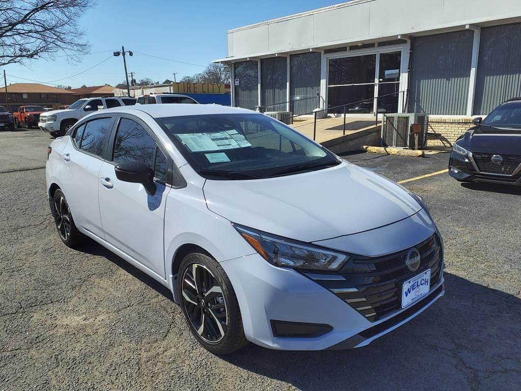 2025 NISSAN Versa