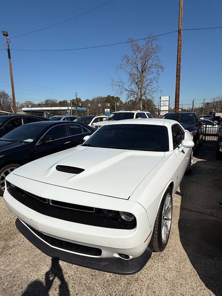 2019 DODGE Challenger