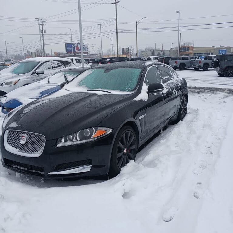 Jaguar XF