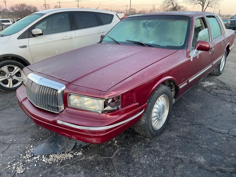 Lincoln Town Car