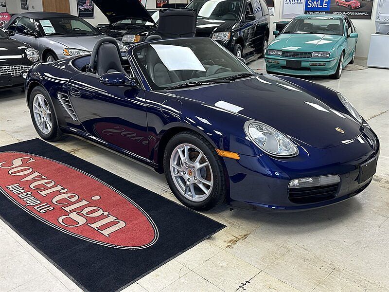 PORSCHE