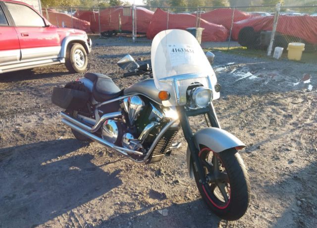 Honda VT1300 (Interstate)