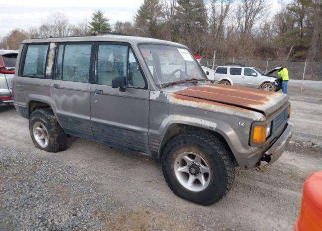 Isuzu Trooper