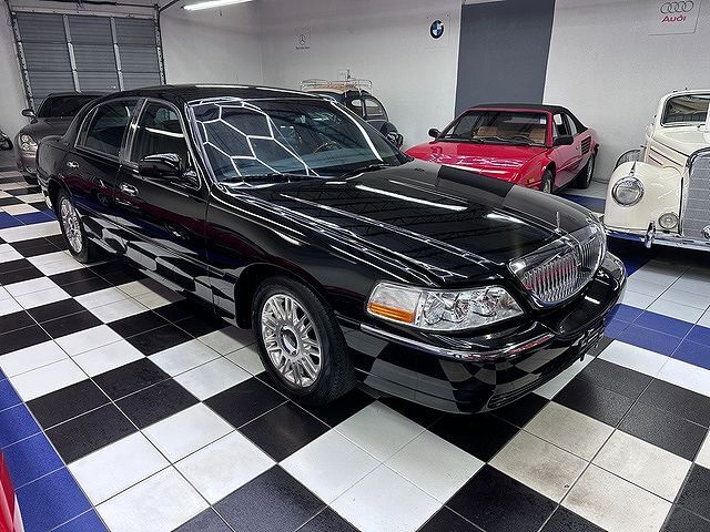 Lincoln Town Car