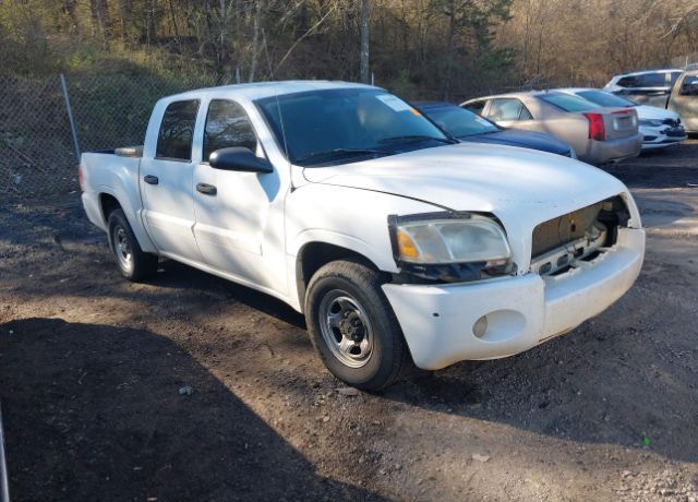 Mitsubishi Raider