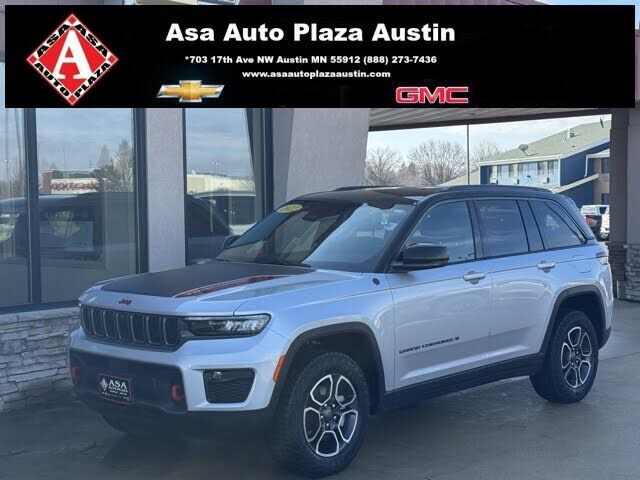 2022 JEEP Grand Cherokee