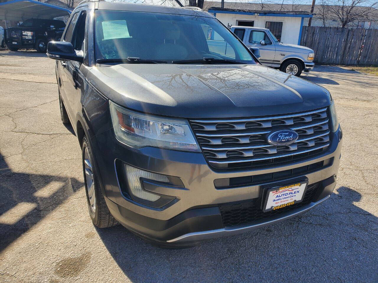 2016 FORD Explorer