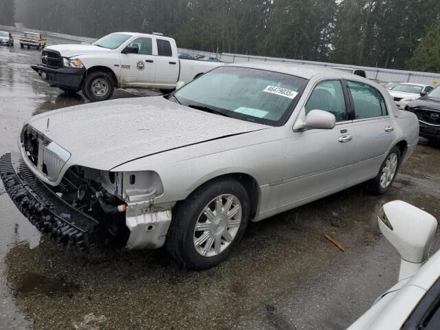Lincoln Town Car