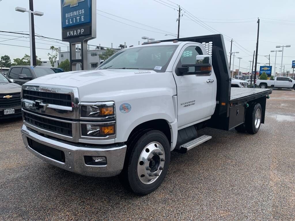 2023 GMC Silverado Medium Duty