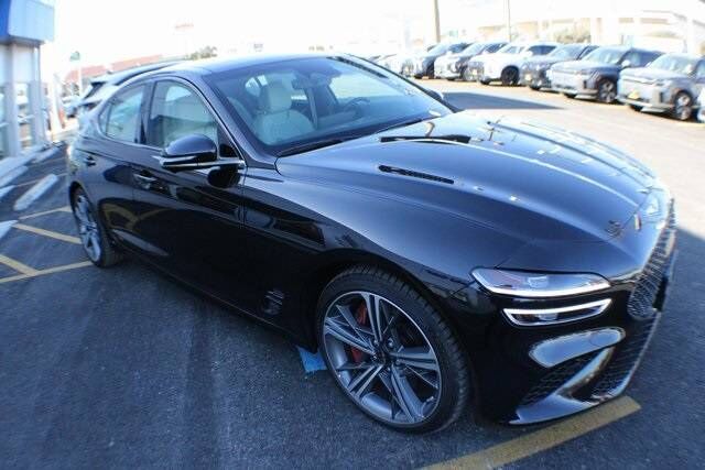 2025 GENESIS G70