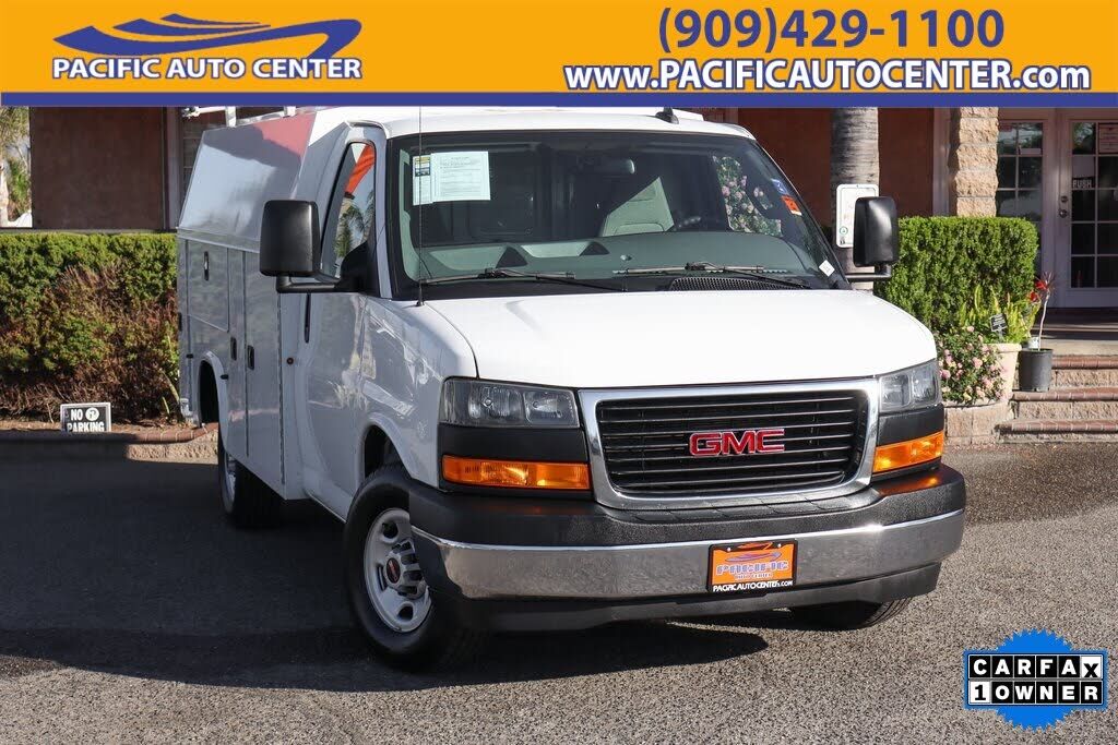 2021 GMC Cutaway Chassis