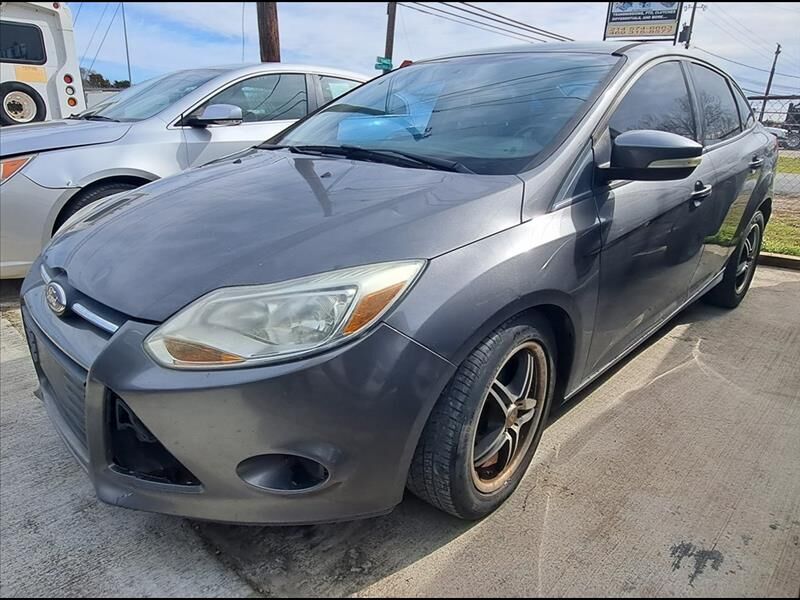 2013 FORD Focus