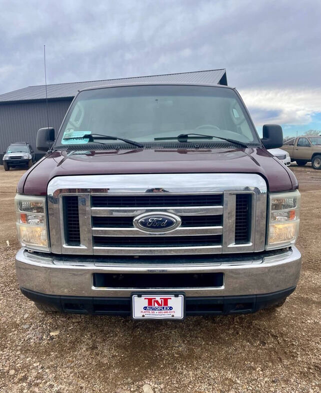 2008 FORD E-350